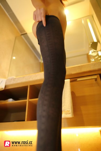 【九游体育APP】原创 美食推荐:肉末酱爆茄子、红烧土豆片、焦溜丸子、肉末炒黄瓜钱的做法(图2) 九游体育